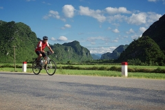 phong-biking-on-tour