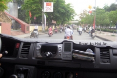 road-to-hoi-an