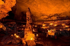 dine-in-a-cave