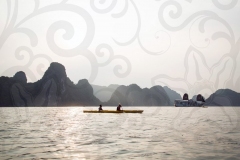 kayaking-around-ha-long