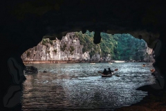 kayaking-around-the-bay