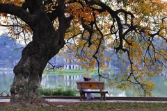 Hoan Kiem Lake 2