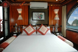 Honeymoon Cruise in Halong Bay