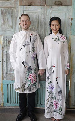 Ao Dai Vietnam, Vietnamese Modern Ao Dai , High Quality Vietnamese  Traditional Costume, Vietnamese Traditional Clothing, Soft Silk Clothes 